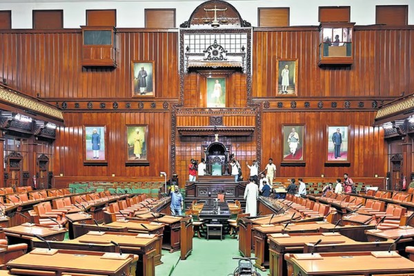 Vidhana Soudha 2